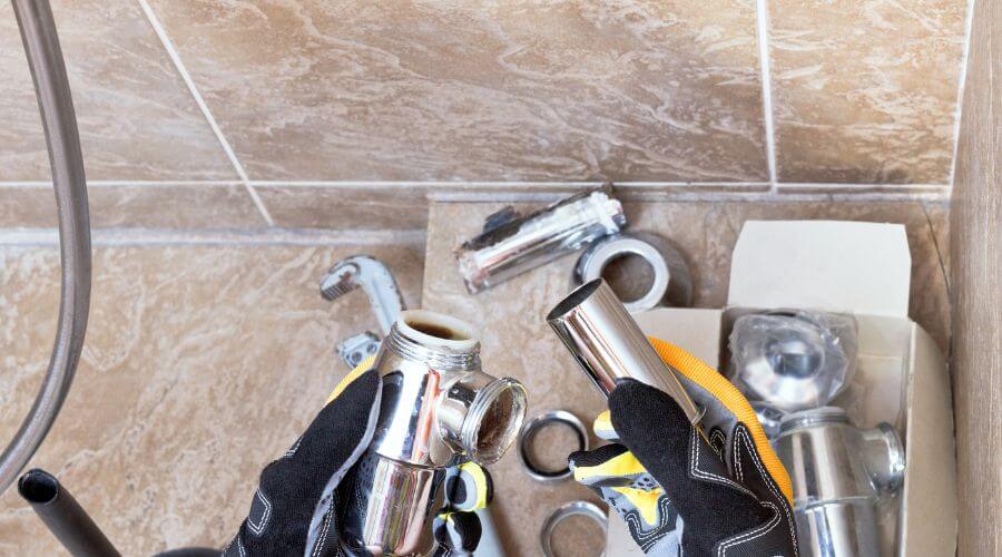 Professional gutter cleaning in Imperial Beach, CA
